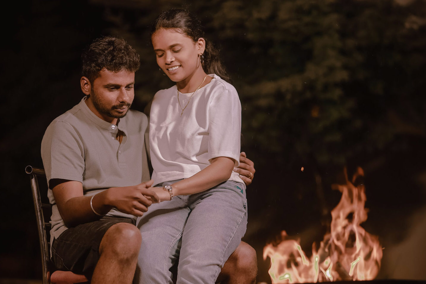 wedding photography in Erode Outdoor pre wedding photoshoot couple with warm firelight